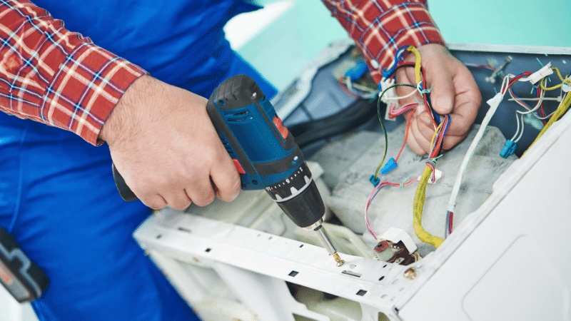 Salihli York York çamaşır makinesi kart tamiri – Su almama arızası orijinal parça ile giderildi. - Teknik servis örneği